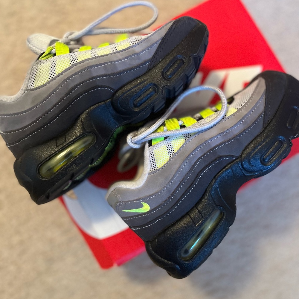 Toddler Nike air max 95. Sz 11